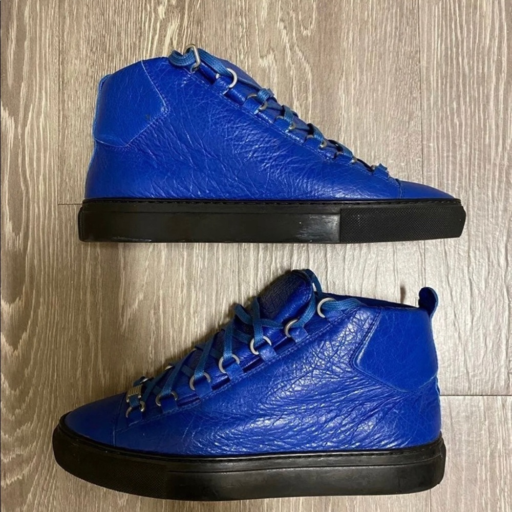 Balenciaga arena